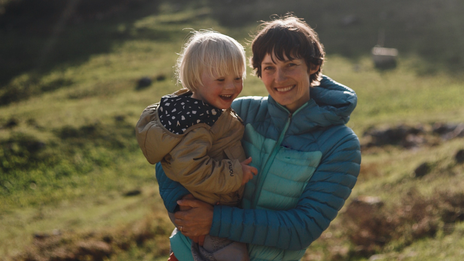 Hiking to mountain huts with children – Interview with Esther Meinel-Zottl