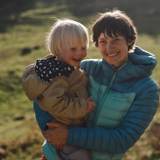 Hiking to mountain huts with children - Interview with Esther Meinel-Zottl
