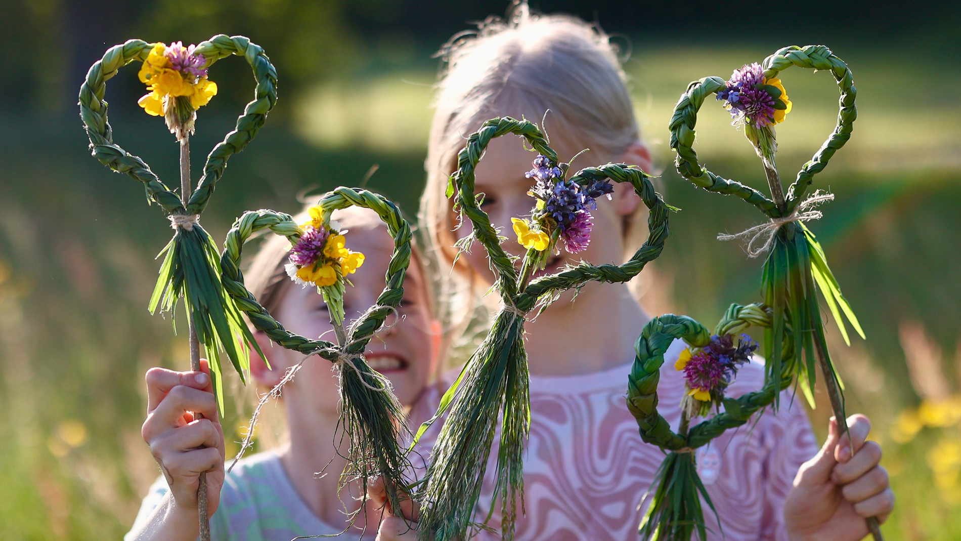 DIY with kindwaldundwiese: Grass hearts for Mother’s Day