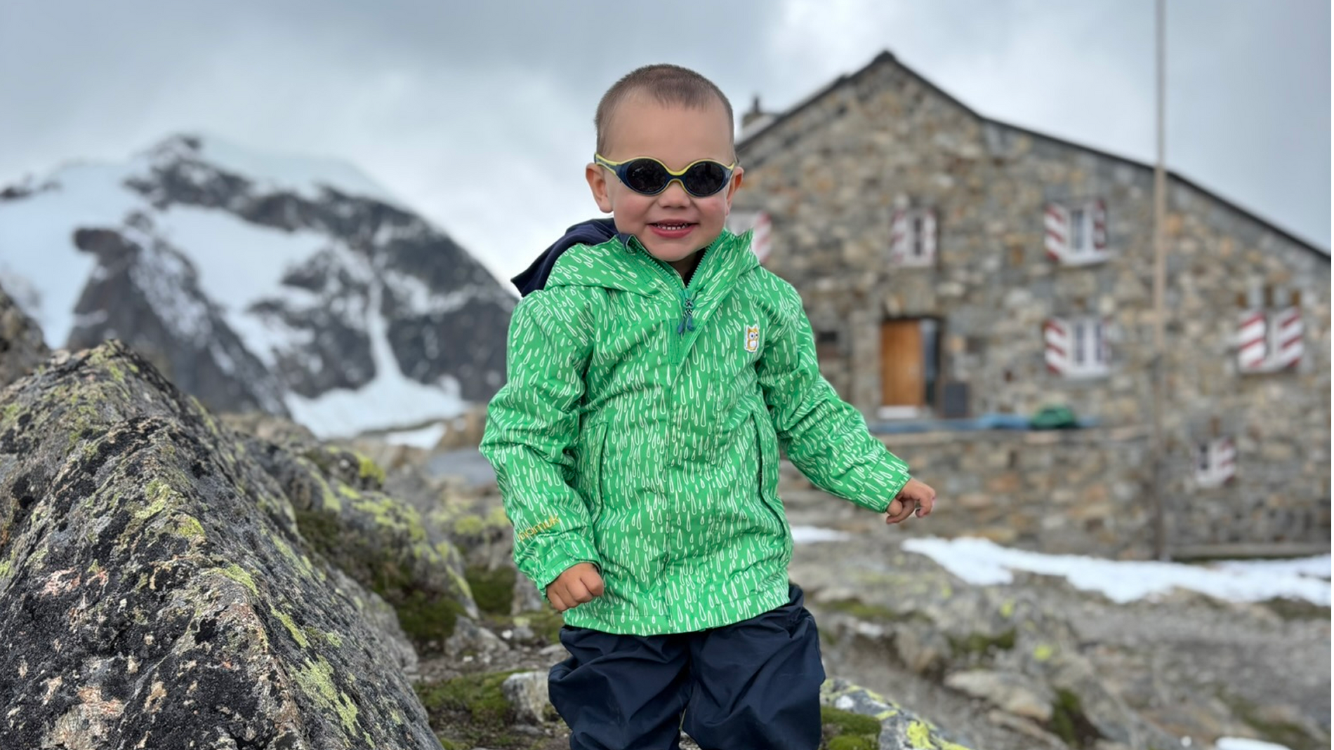 Hut tours with kids: Tips and packing list from Tierberglihütte