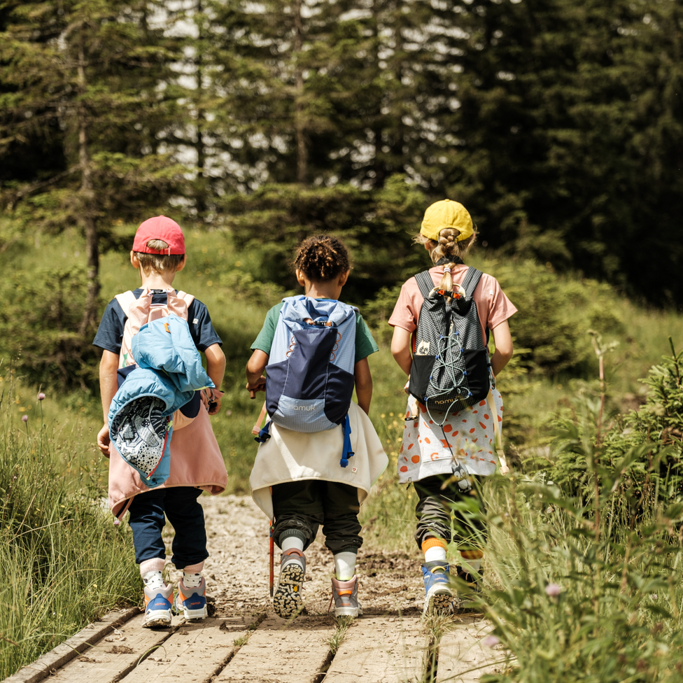Children's hiking backpack shop