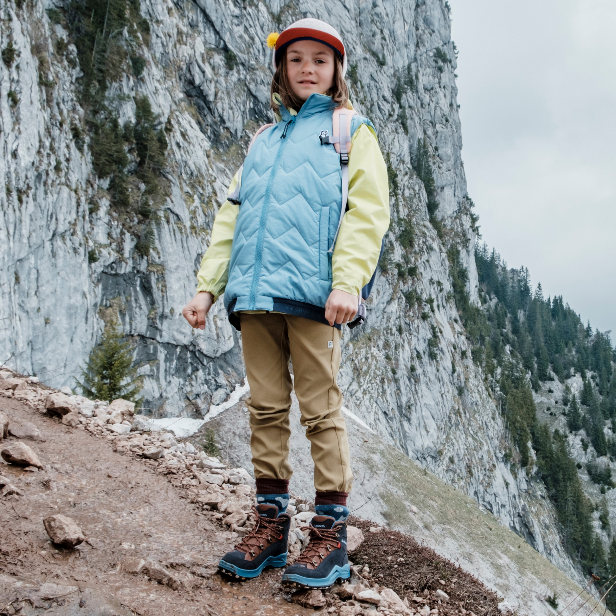 Girls shop hiking boots